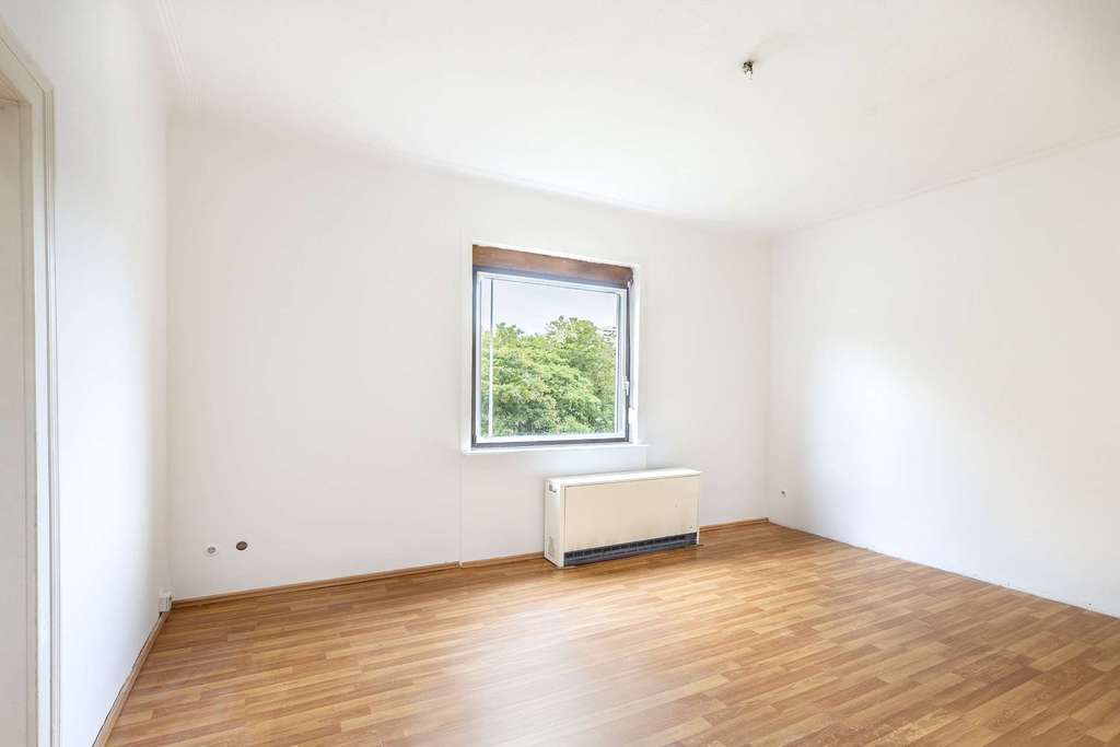 Immobilie in Ludwigsburg - WEITBLICK: Sanieren. Modernisieren. Realisieren. - Bild 1