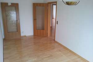 Schöne lichtdurchflutete 3,5 Zi, uneinsehbar, toller Ausblick, gehobene Ausstattung; für Paar m.Kind – Mönchsbergstraße 89, 70435 Zuffenhausen-Mönchsberg, Stuttgart – Vorschaubild 11