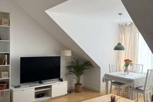 Möblierte 2-Zimmer-Dachgeschosswohnung in München-Schwabing – befristete Untervermietung – Karl-Theodor-Straße 72, 80803 Am Luitpoldpark, München – Vorschaubild 8
