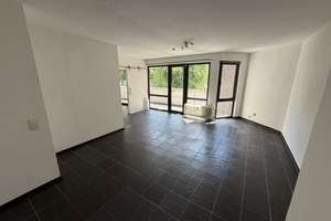 Schöne helle, 2-Zimmer Wohnung mit Einbauküche - 60m2