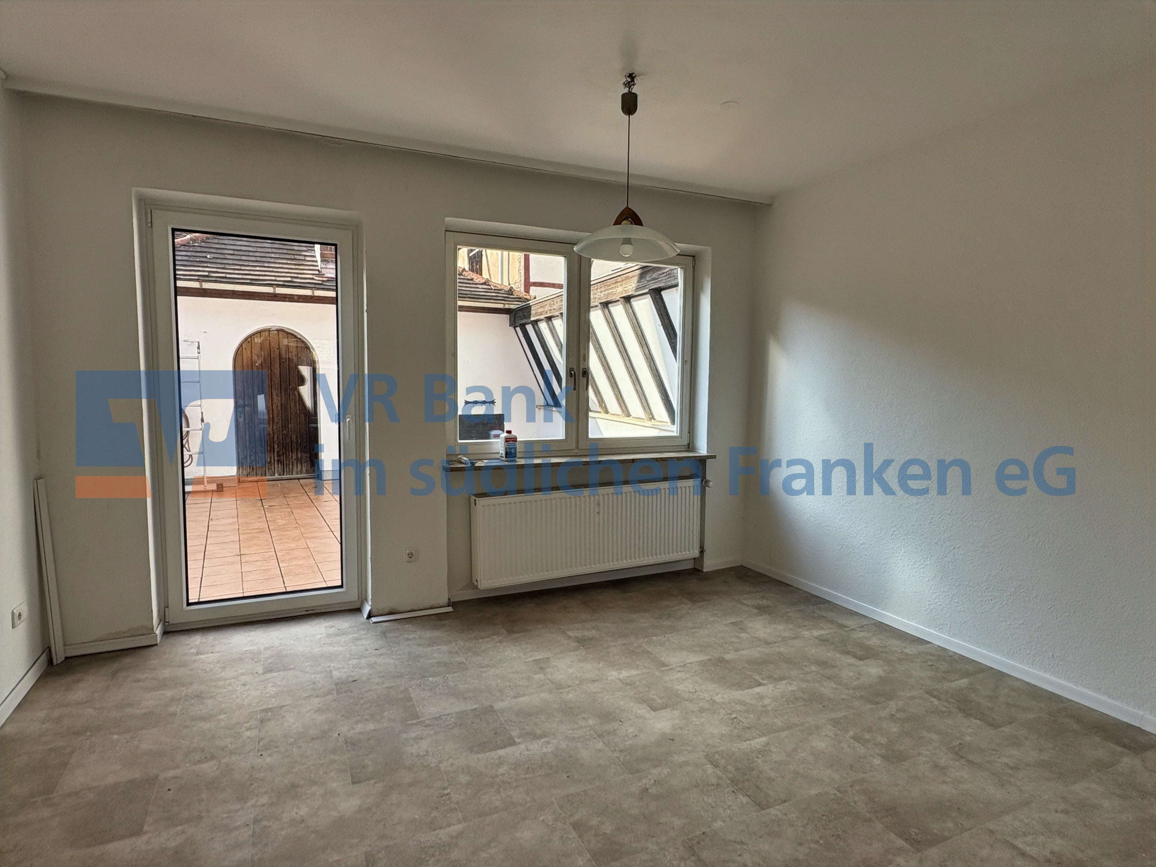 Immobilie in Weißenburg i. Bay. - Charmantes denkmalgeschütztes Mehrparteienhaus in Altstadtlage
 - Bild 14