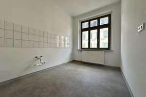Ihr neues Zuhause im Gründerzeithaus - helle 2-Raum-Wohnung in bester Meeraner Lage – Rudolf-Breitscheid-Straße 24, 8393 Meerane – Vorschaubild 1