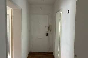 Zentral. Hell. Bezugsfertig – 2 Zimmer mit 2 Balkonen und Einbauküche im Herzen der Stadt – Berliner Straße 122, 38226 Lebenstedt, Salzgitter – Vorschaubild 4