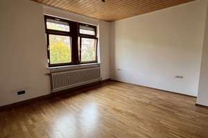 Helle, großzügige 3-Zimmer-Wohnung in Stuttgart-Heslach mit Einbauküche – Die vollständige Adresse der Immobilie erhältst du vom Anbieter., 70199 Heslach, Stuttgart – Vorschaubild 8