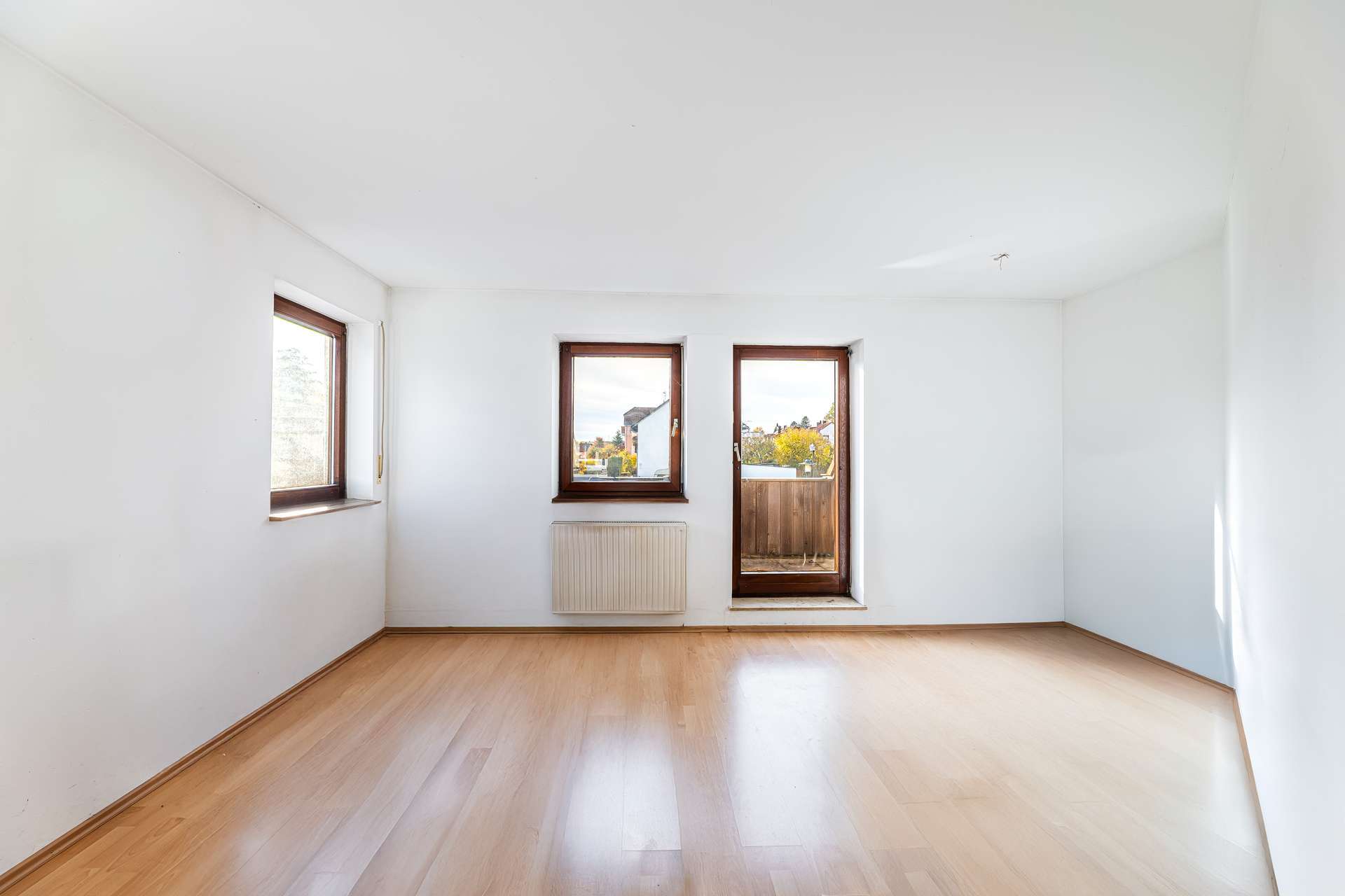 Immobilie in Ammerndorf - HEGERICH: Maisonette mit Charakter: Platz, Licht & Lifestyle in Ammerndorf - Bild 2