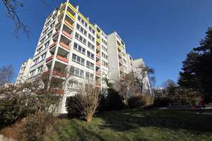 3-Zimmer-Wohnung + 2 Loggien! Frisch renoviert, separate Küche, Wannenbad, Aufzug – Gropiusweg 15, 44801 Querenburg, Bochum – Vorschaubild 15