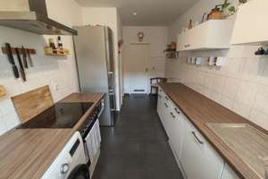 Ruhiges Hof-Idyll an der Schiersteiner Str.: 96m², renoviert, 2 Balkone, Aufzug, TG (Provisionsfrei) – Schiersteiner str. 35a, 65187 Rheingauviertel / Hollerborn, Wiesbaden – Vorschaubild 4