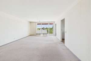 Helle 4-Zimmer-Wohnung mit traumhafter Fernsicht, Balkon & Tiefgarage in ruhiger Parklage – Die vollständige Adresse der Immobilie erhältst du vom Anbieter., 70565 Fasanenhof, Stuttgart – Vorschaubild 8