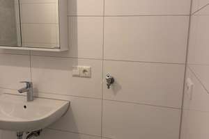 3-Zimmer-Wohnung mit Balkon in Regensburg – Die vollständige Adresse der Immobilie erhältst du vom Anbieter., 93051 Großprüfening-Dechbetten-Königswiesen, Regensburg – Vorschaubild 5