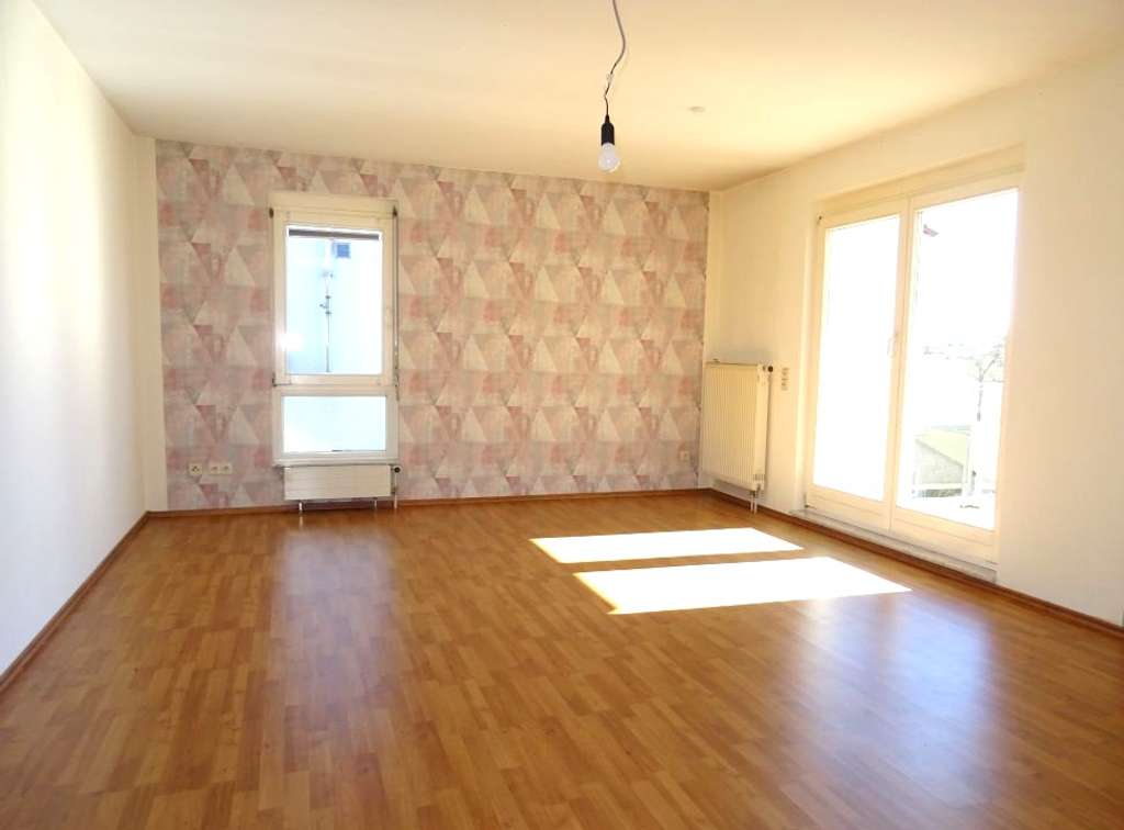Immobilie in Ötisheim - Gemütliche Wohnung mit Balkon und toller Aussicht - Bild 1