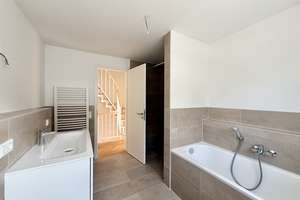 Property thumbnail 35