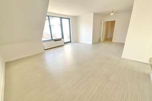 Helle 3 Zimmerwohnung mit Balkon in zentraler Lage – Max-Petermann-Platz 2, 47798 Stadtmitte, Krefeld – Vorschaubild 3