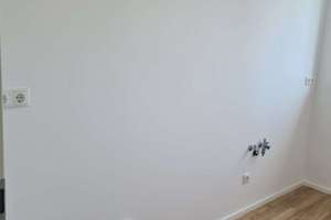 SCHÖNER WOHNEN. Kernsanierte 3 Zimmer Wohnung nach KFW 70 Standard, in Top-Lage nähe Citygalerie – Provinostraße 16, 86153 Am Schäfflerbach, Augsburg – Vorschaubild 12