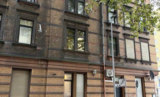 Sanierungsbedürftige 2-Zimmerwohnung in zentraler Lage mit guter Anbindung