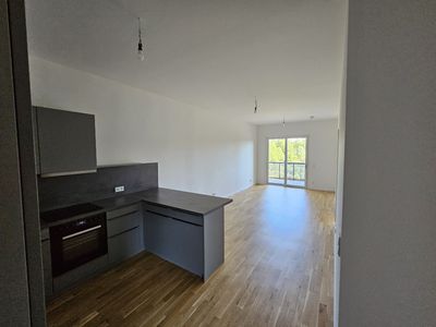Alltagstaugliche 2-Zimmer-Wohnung mit Südbalkon in Erkner