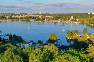 Nur 4.166,- pro QM - ERSTKLASSIGE 8 ZI- VILLA - 900 qm Sonnengrundstück mit Pool- dicht am Wasser