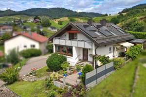 Wohnen- wo andere Urlaub machen in Top- Lage mit traumhaftem Panorama – Die vollständige Adresse der Immobilie erhältst du vom Anbieter., 77830 Bühlertal – Vorschaubild 1
