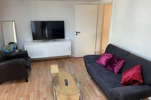 Möblierte 2 zusammenhaengende Zimmer uninah auch für Paar 