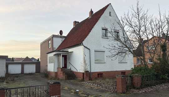 Bild von Zwangsversteigerung prov.-frei: Zweifamilienhaus in Nienhagen
