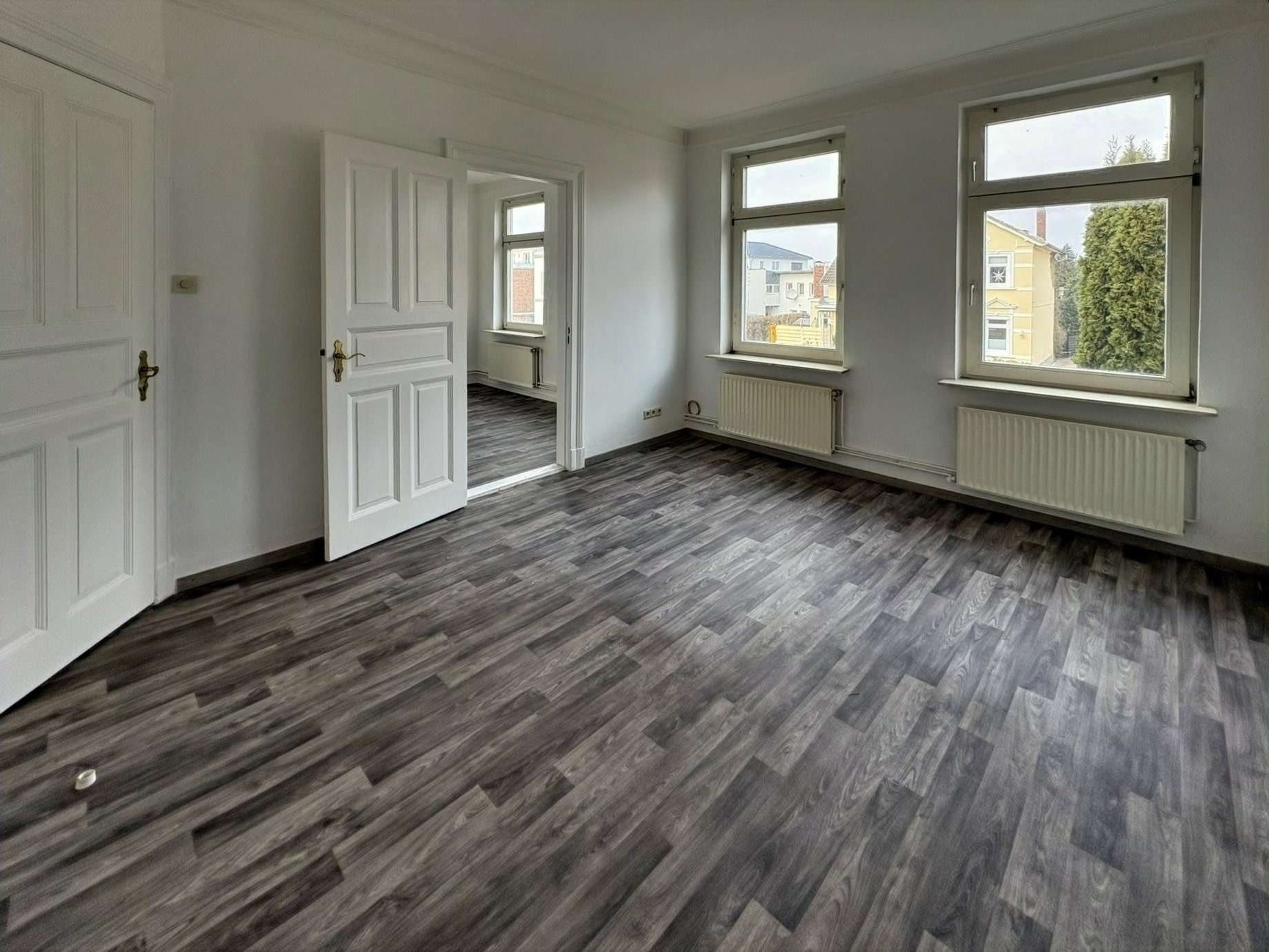 Immobilie in Uetersen - Vielseitiges Zweifamilienhaus mit großem Grundstück  - Bild 3