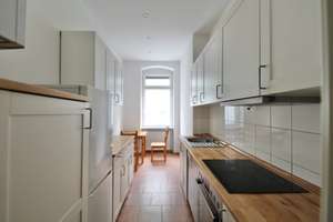 HOHE DECKEN & BALKON - RUHIGE SEITENSTRASSE & ZENTRALE ANBINDUNG - NÄHE VOLKSPARK JUNGFERNHEIDE – Die vollständige Adresse der Immobilie erhältst du vom Anbieter., 13629 Siemensstadt, Berlin – Vorschaubild 4