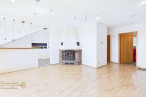 Bremen - Woltmershausen • Dachgeschosswohnung mit Fußbodenheizung, Kaminofen & Tiefgaragenstellplatz – Die vollständige Adresse der Immobilie erhältst du vom Anbieter., 28197 Woltmershausen (Ortsteil), Bremen – Vorschaubild 11