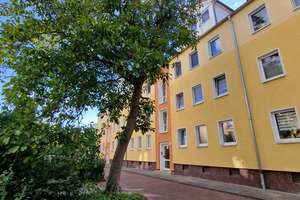 Hannover - Mittelfeld: 3 - Zimmer - Eigentumswohnung – Die vollständige Adresse der Immobilie erhältst du vom Anbieter., 30519 Mittelfeld, Hannover – Vorschaubild 2