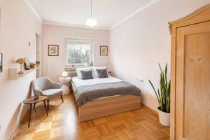 Doppelhaushälfte mit großzügigem Grundstück, Gartenidylle und Entwicklungsperspektive – Die vollständige Adresse der Immobilie erhältst du vom Anbieter., 81247 Obermenzing, München – Vorschaubild 9