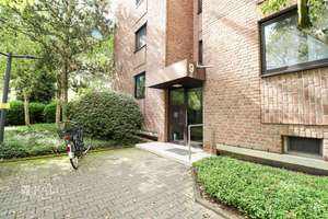 Modernes Apartment mit Loggia, Einbauküche und eigenem Stellplatz – 50858 Weiden, Köln – Vorschaubild 12