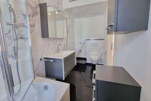 Penthouse-Feeling I Großzügige 2-Zimmer-Wohnung mit Wintergarten, Terrasse – Buckower Damm 189, 12351 Britz, Berlin – Vorschaubild 9