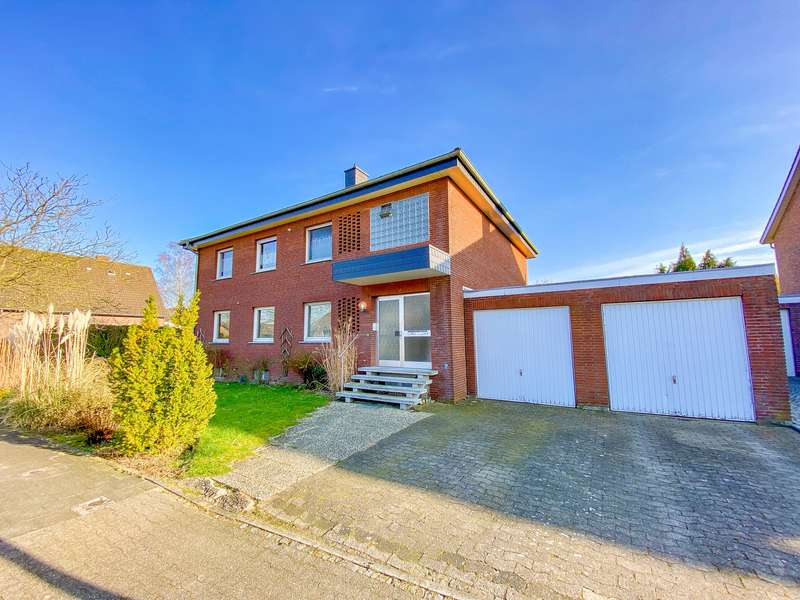 Zweifamilienhaus in Ennigerloh - Wohnkomfort und Rendite in perfekter Kombination!