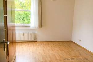 Geräumige, sonnige 4-Zimmer-Wohnung im Arabellapark – Die vollständige Adresse der Immobilie erhältst du vom Anbieter., 81925 Parkstadt, München – Vorschaubild 3