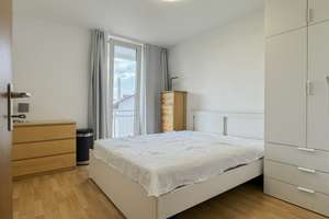 Bezugsfreie, helle 2-Zi.-Wohnung mit 2 Balkonen und Stellplatz in Rhein- und Zentrumsnähe in Bonn – Die vollständige Adresse der Immobilie erhältst du vom Anbieter., 53111 Nordstadt, Bonn – Vorschaubild 8