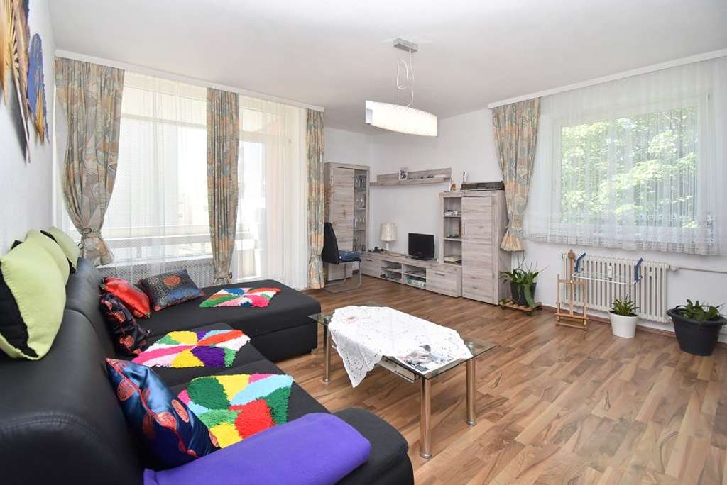 Sonnige 2-Zimmer-Eigentumswohnung mit Balkon und Kellerraum...