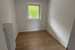 Modernisiertes Reihenmittelhaus mit Garten, großer Terrasse, Balkon & Vollkeller in ruhiger Lage  – Schweriner Straße 17, 23701 Eutin – Vorschaubild 12