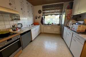 Freistehendes Zweifamilienhaus mit Garten, Terrasse, Freisitz und Doppelgarage in ruhiger Lage – Northeim (Kreis) – Vorschaubild 11