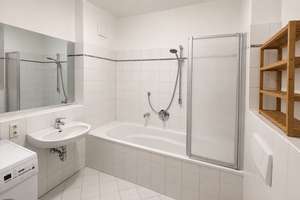 Altbau-Traum / 4-Zimmer / 2. OG / Balkon / Aufzug / Vermietet – Die vollständige Adresse der Immobilie erhältst du vom Anbieter., 4275 Südvorstadt, Leipzig – Vorschaubild 5