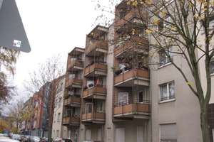 Schöner Wohnen: zentrale 1-Zimmer-Wohnung (WBS 60+ erforderlich) – Johann-Classen-Str. 30, 51103 Kalk (Ortsteil), Köln – Vorschaubild 1
