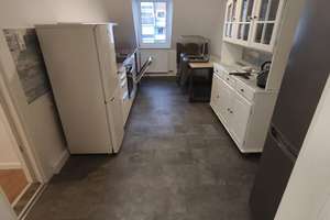 Das könnte passen! Hübsche Zwei-Zimmer-Wohnung mit EBK – Geibelstraße 13, 90459 Gugelstraße, Nürnberg – Vorschaubild 2