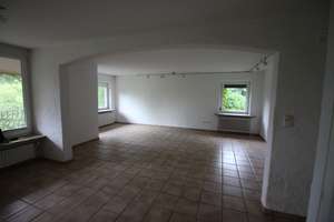 Großes Wohnhaus  in Dorfrandlage mit Blick über Wiesen und Felder – Die vollständige Adresse der Immobilie erhältst du vom Anbieter., 24861 Bergenhusen – Vorschaubild 11