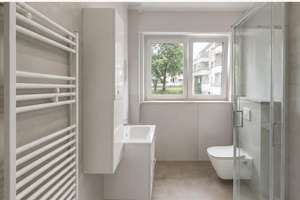 Wohnen mit Charakter: 2-Zimmer-Wohnung in Berlin-Lankwitz