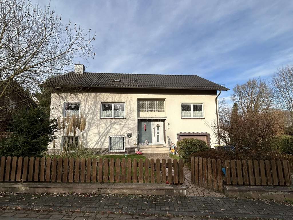Immobilie in Birkenbeul - Pracht, großes Wohnhaus mit Doppelgarage und großem Grundstück, Ortsrandlage, ZFH möglich - Bild 2
