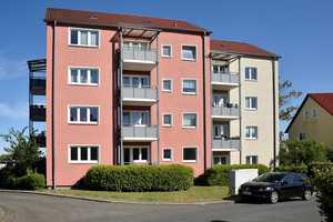 2-Zimmer-Wohnung mit Balkon in grüner Umgebung // 3.OG rechts – Herrenwiese 38, 38440 Wolfsburg – Vorschaubild 1