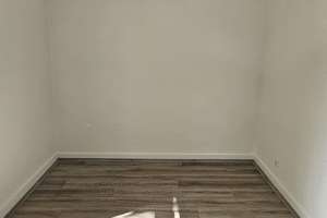 Sommer Special, 2 NKM frei bei Anmietung, 3 Zimmer Wohnung zu vermieten – Sundgaustr. 19b, 47137 Obermeiderich, Duisburg – Vorschaubild 3