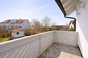 ALPENBLICK: Große Villenhälfte mit Einliegerwohnung + 6 Zimmern + Hobbyraum + großem Garten – Die vollständige Adresse der Immobilie erhältst du vom Anbieter., 80999 Untermenzing, München – Vorschaubild 16