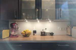 Moderne 2,5 Zimmer EG Wohnung mit Souterrain - EBK, TG, A+, 2010BJ, Garten, Top Lage – Bajuwarenstr. 56, 81825 Gartenstadt Trudering, München – Vorschaubild 7