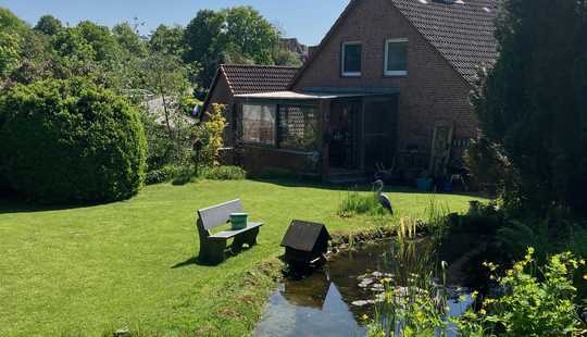 Bild von Einfamilienhaus mit 2. Wohneinheit auf traumhaftem Grundstück