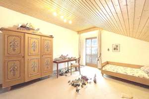 EFH mit 4 Schlafzimmern im OG, ca. 70 qm Wohnen/Essen im EG, Büro und ELW im EG, rund 1.300 qm Grund – Die vollständige Adresse der Immobilie erhältst du vom Anbieter., 82547 Eurasburg – Vorschaubild 27