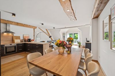 Wunderschöne lichtdurchflutete 4 Zimmer Wohnung