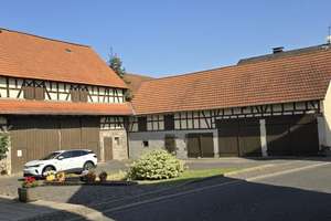 Bauernhaus mit großen Nebengebäuden und großem Grundstück in Allendorf (Lumda) – Die vollständige Adresse der Immobilie erhältst du vom Anbieter., 35469 Allendorf (Lumda) – Vorschaubild 2